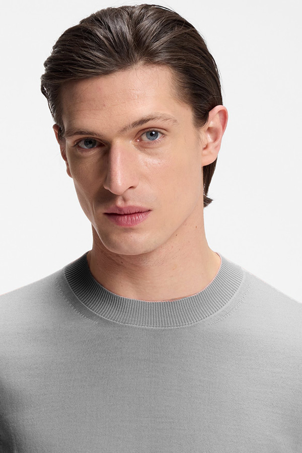 ΠΛΕΚΤΗ ΜΠΛΟΥΖΑ BOSS - 041 ΓΚΡΙ